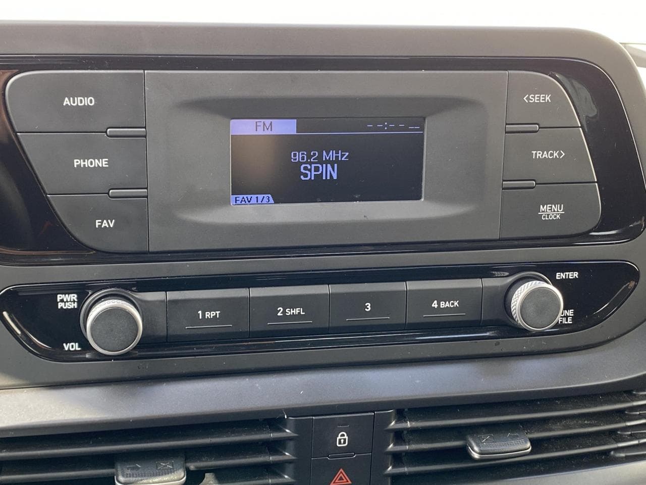 2023 Hyundai Bayon - 14