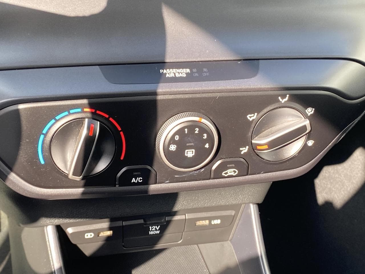 2023 Hyundai Bayon - 13