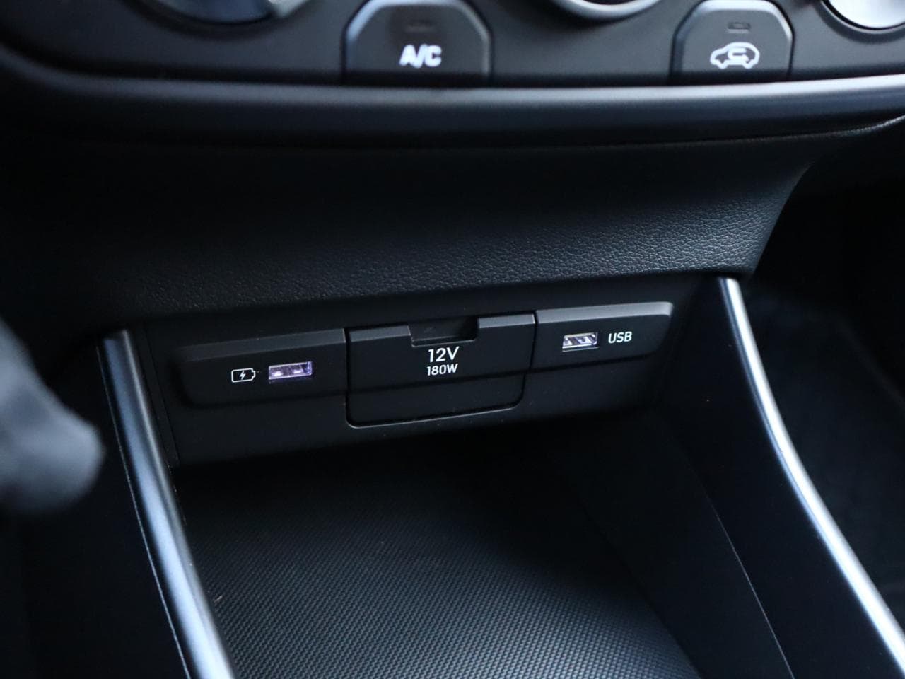 2022 Hyundai Bayon - 19