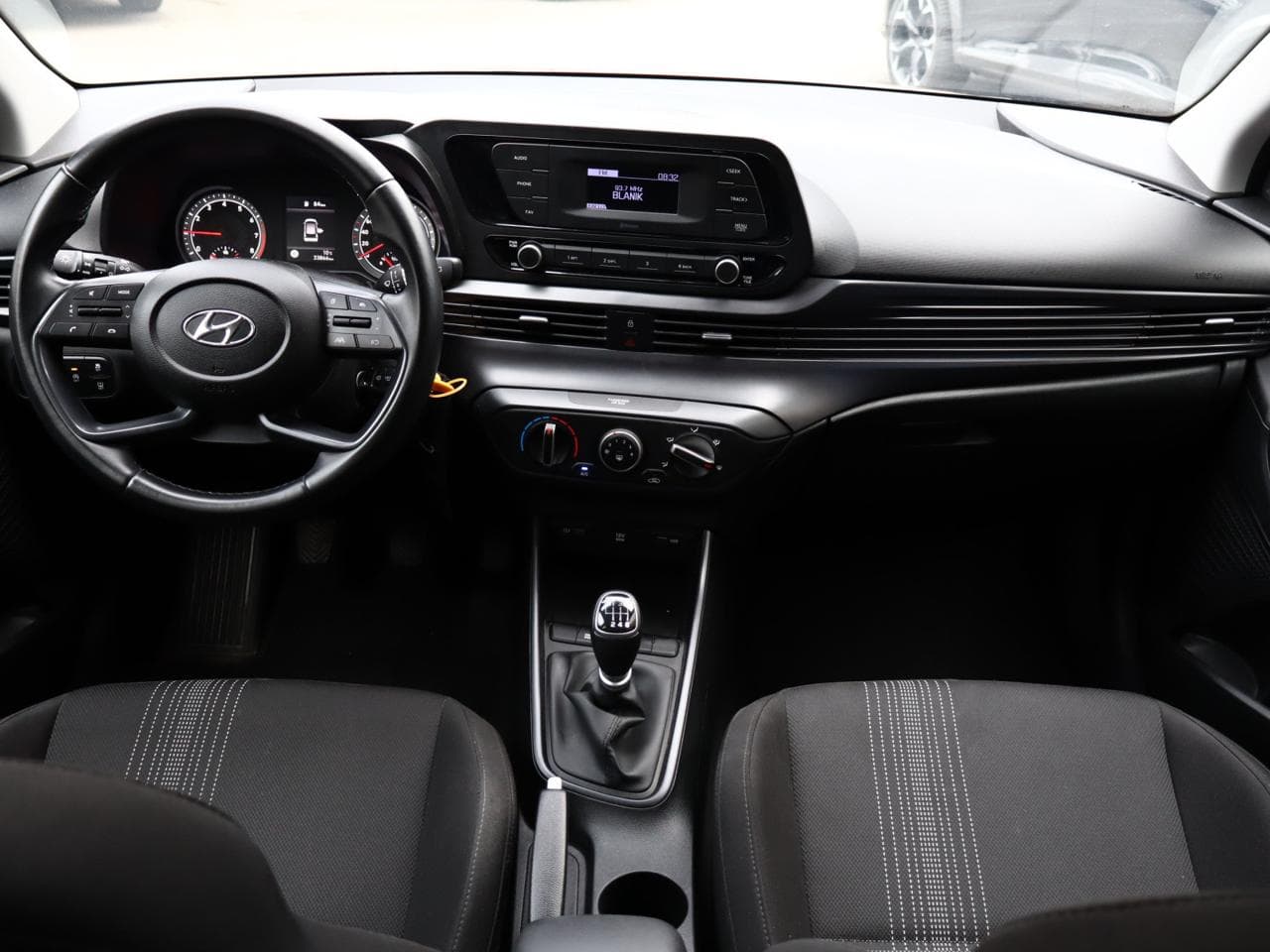 2021 Hyundai BAYON - 14