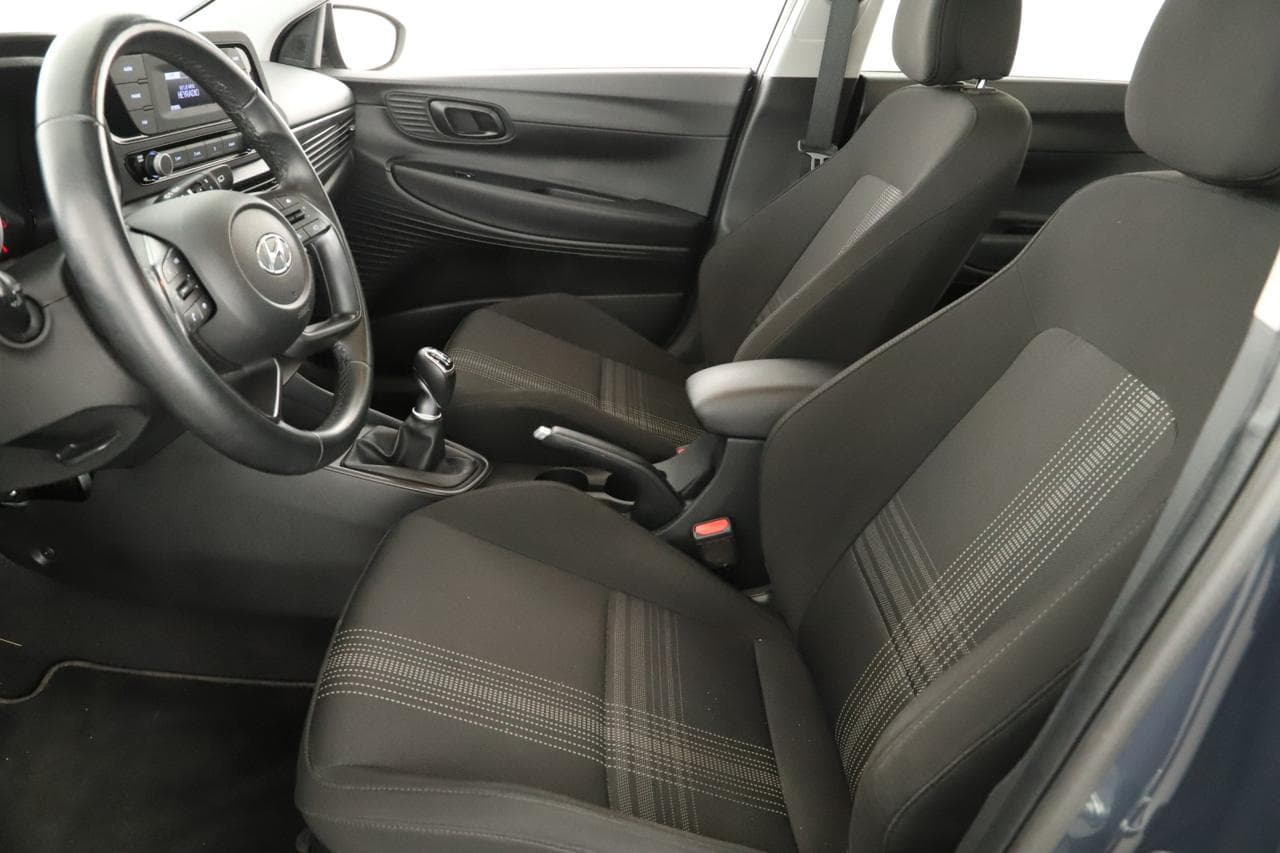 2023 Hyundai BAYON - 23