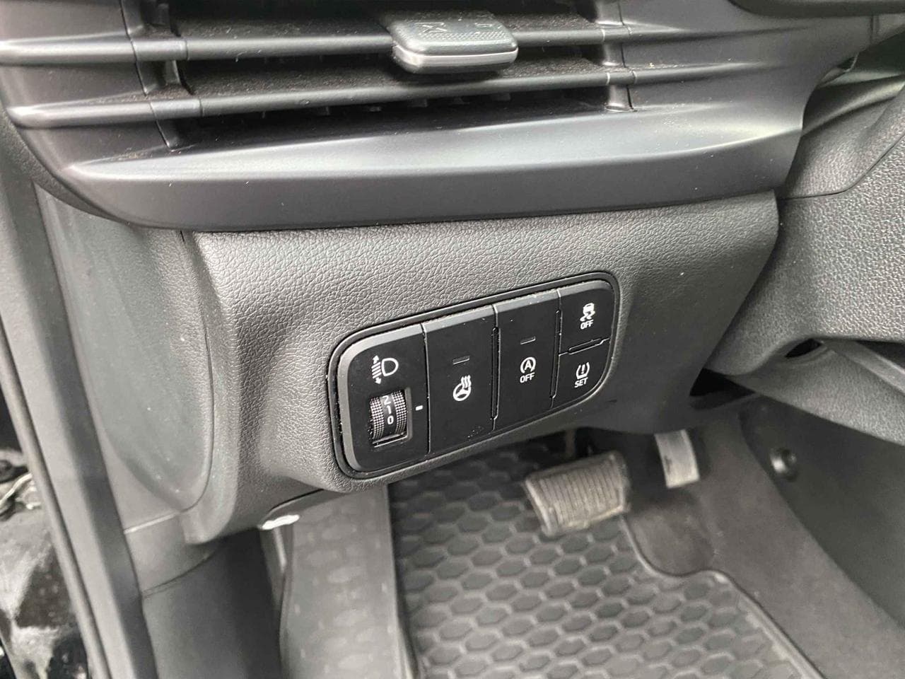 2022 Hyundai BAYON - 15