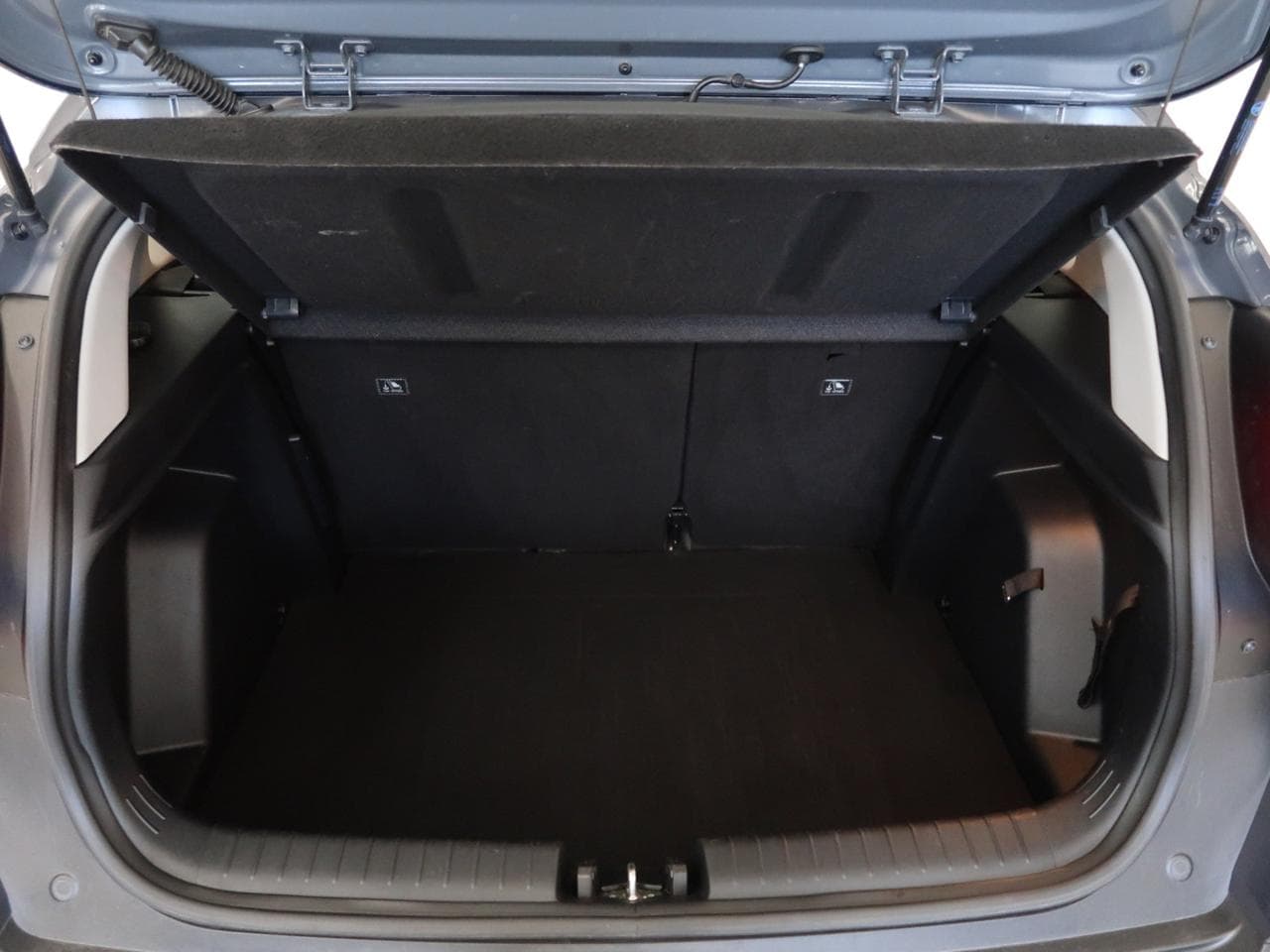 2021 Hyundai BAYON - 18