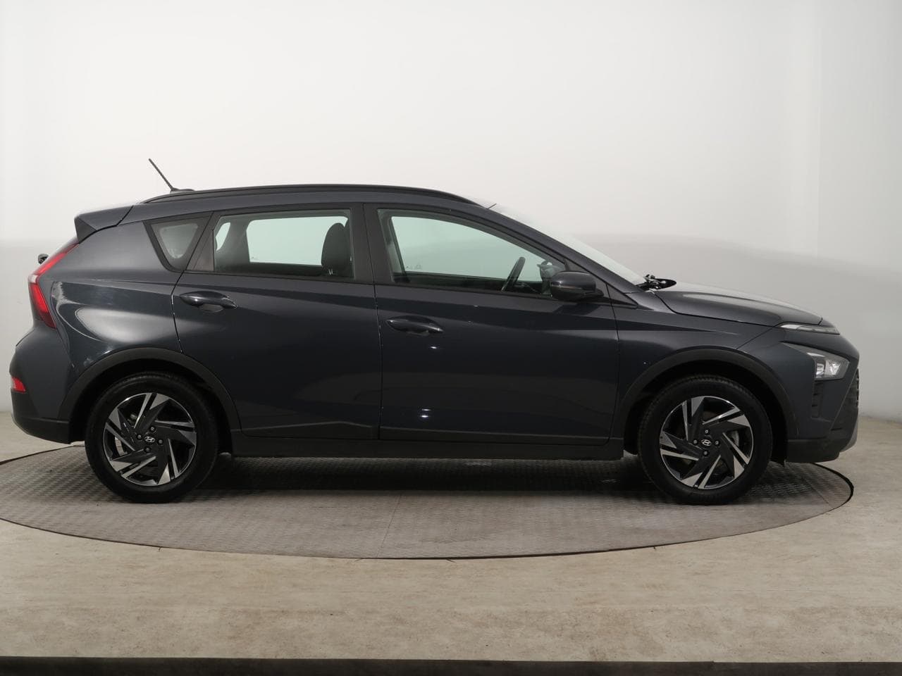 2021 Hyundai BAYON - 8