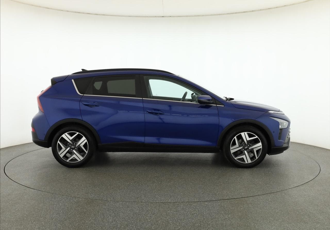 2022 Hyundai BAYON - 14