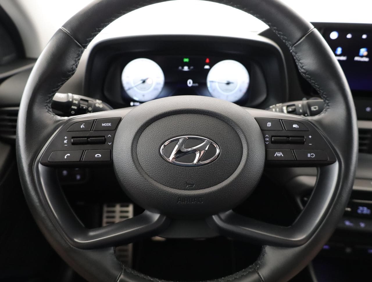 2022 Hyundai BAYON - 25
