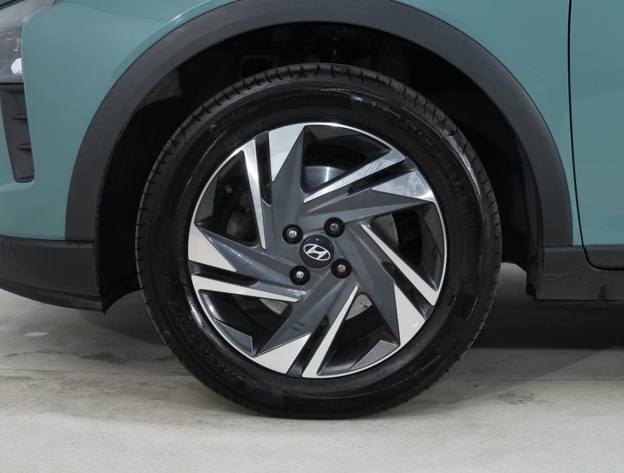 2022 Hyundai BAYON - 32