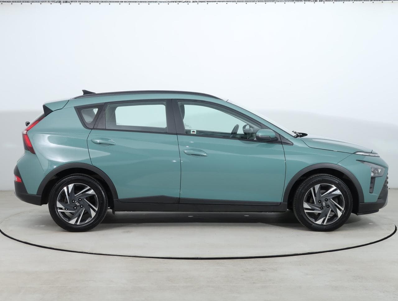 2022 Hyundai BAYON - 13