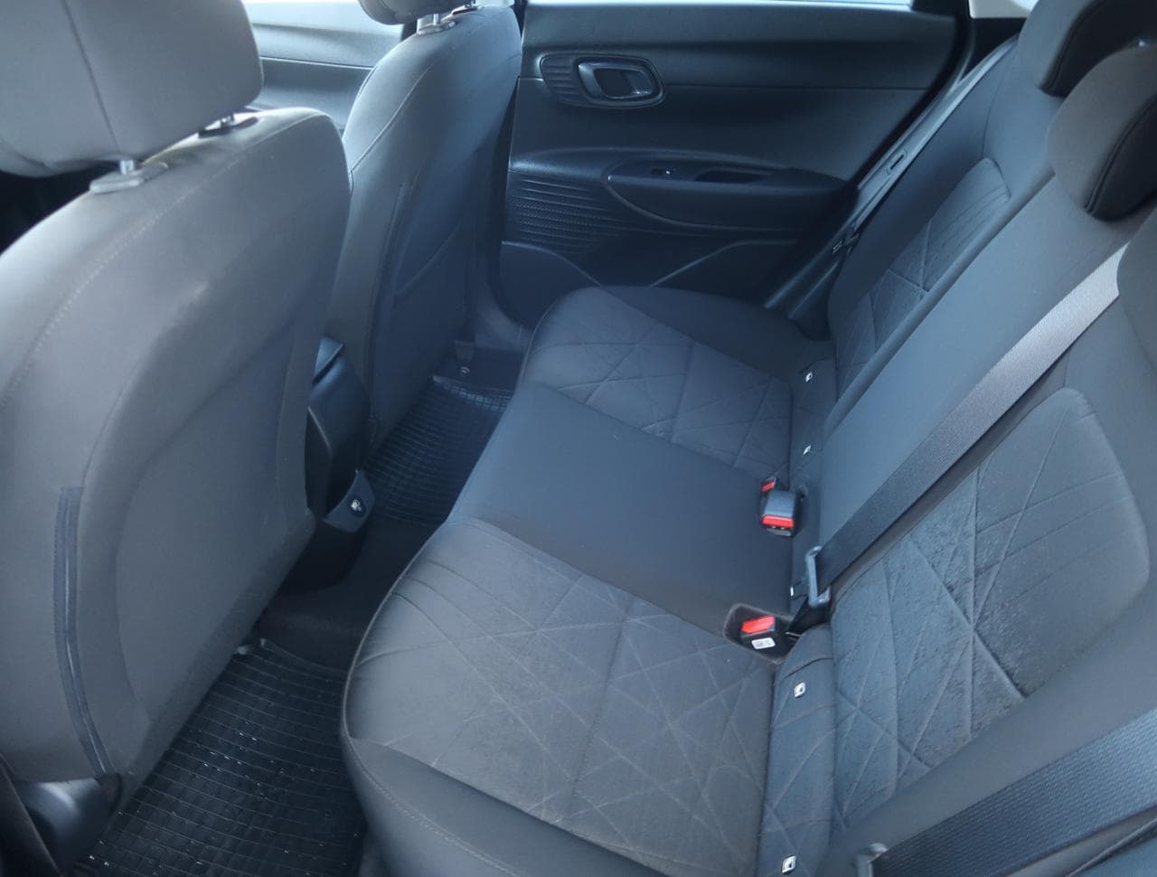 2022 Hyundai BAYON - 15