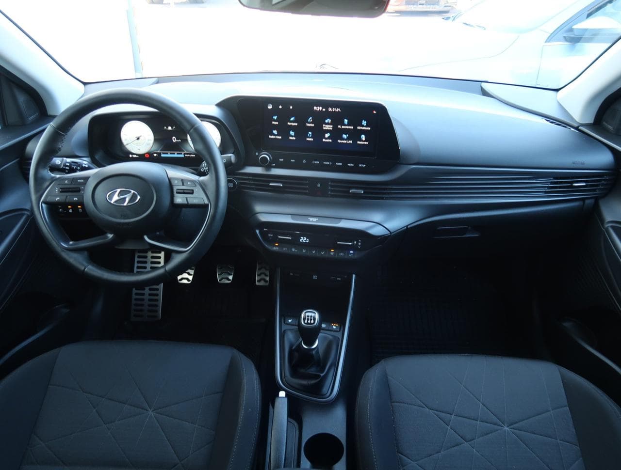 2022 Hyundai BAYON - 10