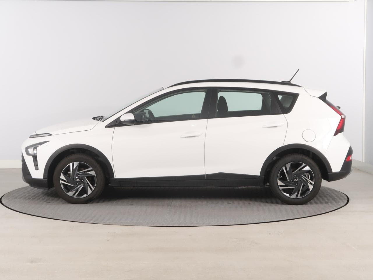 2022 Hyundai BAYON - 4