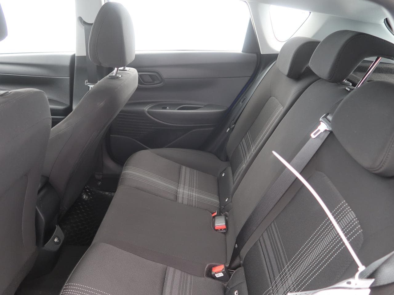2022 Hyundai BAYON - 15