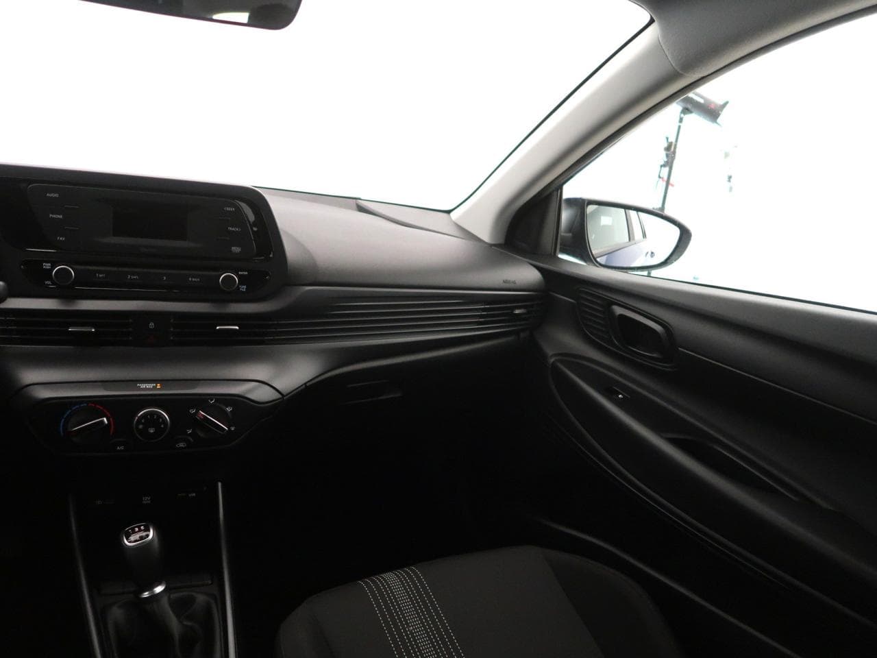 2022 Hyundai BAYON - 11