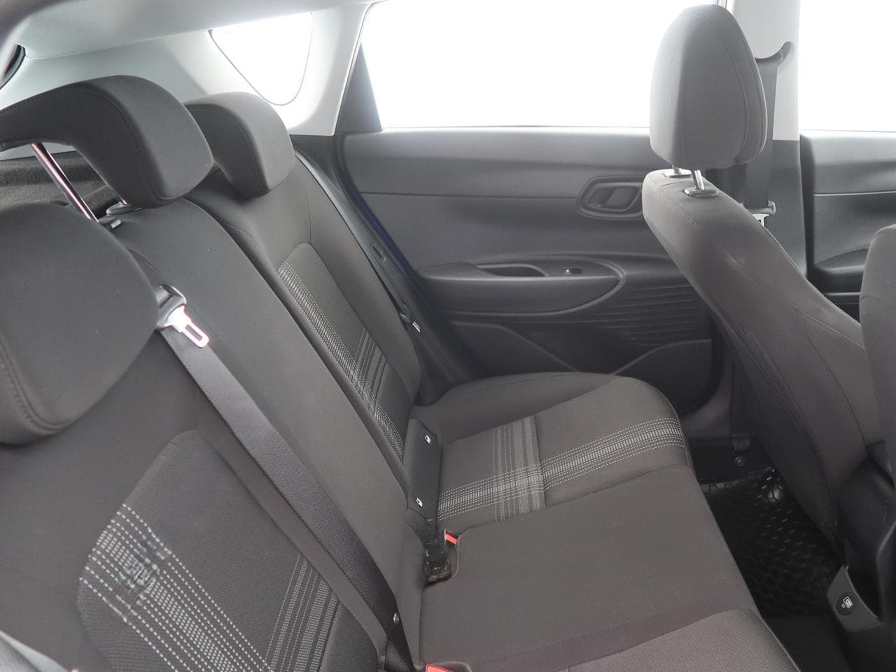 2022 Hyundai BAYON - 13