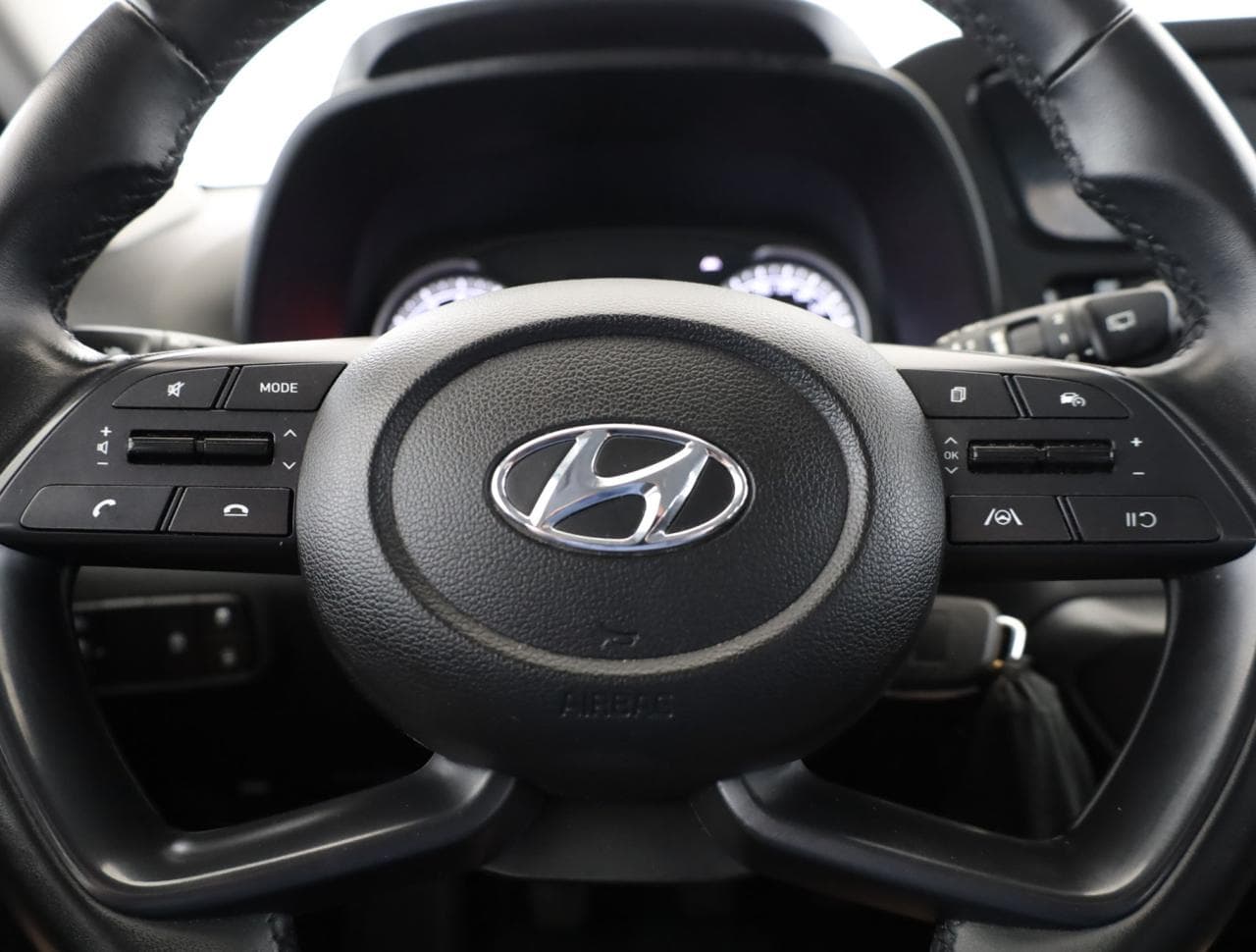 2021 Hyundai BAYON - 14