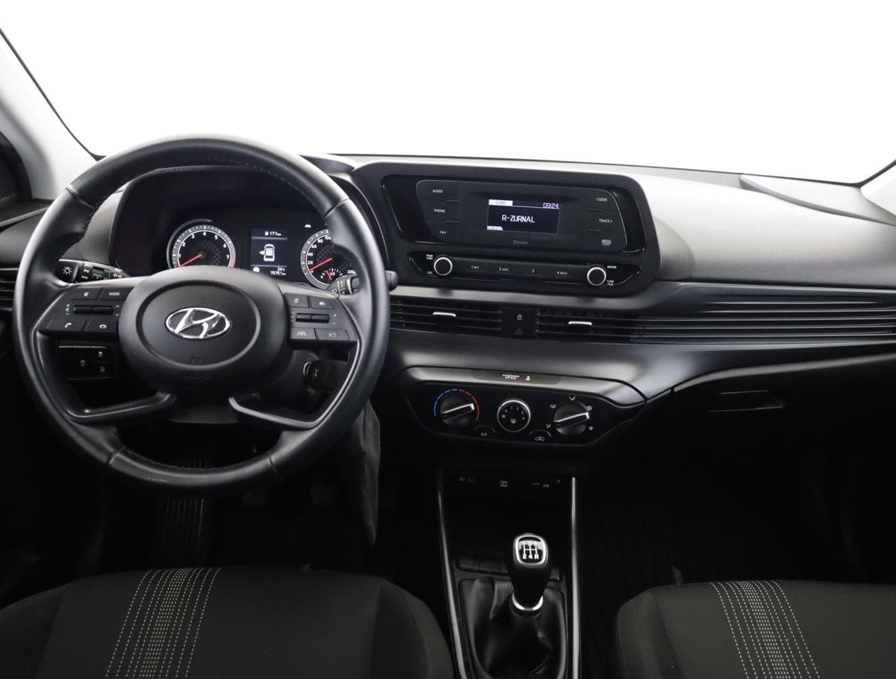 2021 Hyundai BAYON - 9