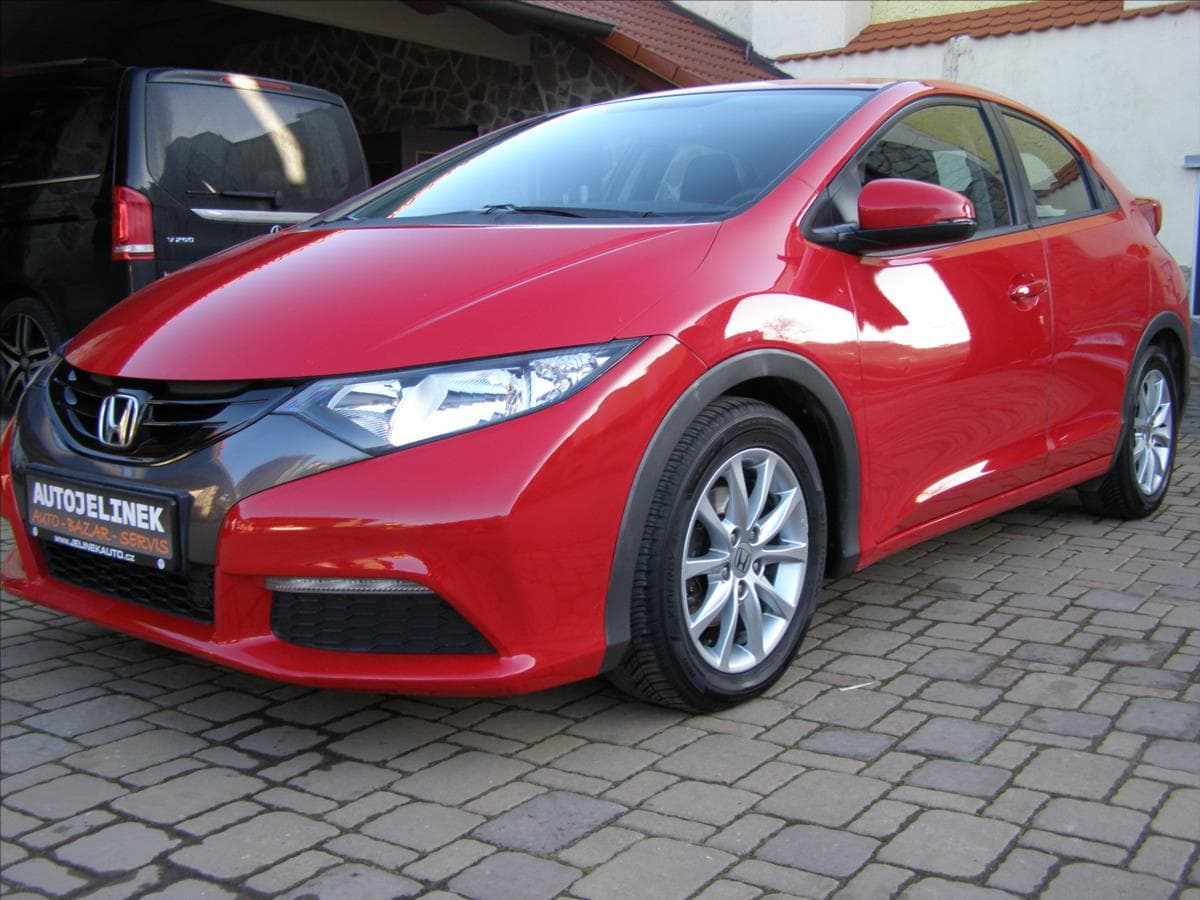 Honda Civic 1,4   VTEC 1MAJITEL po STK hatchback