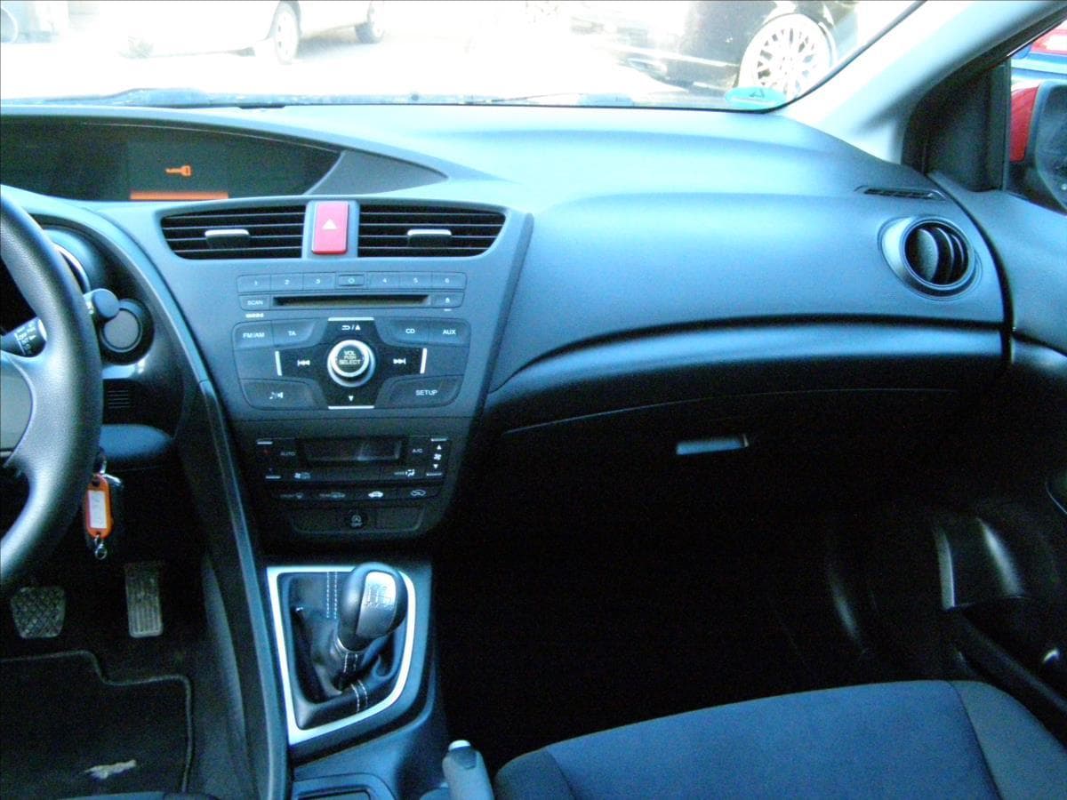 2013 Honda CIVIC - 16