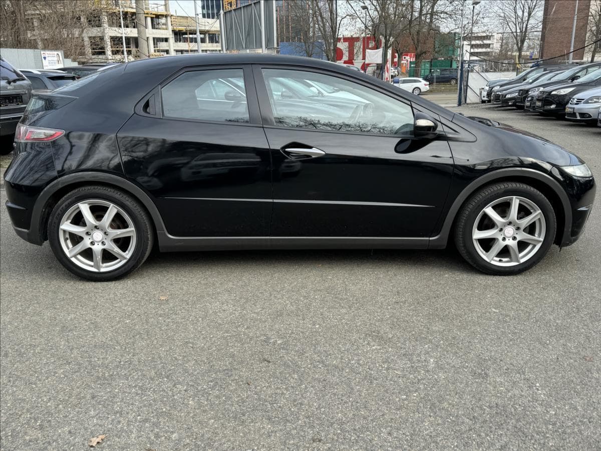 2009 Honda Civic - 23