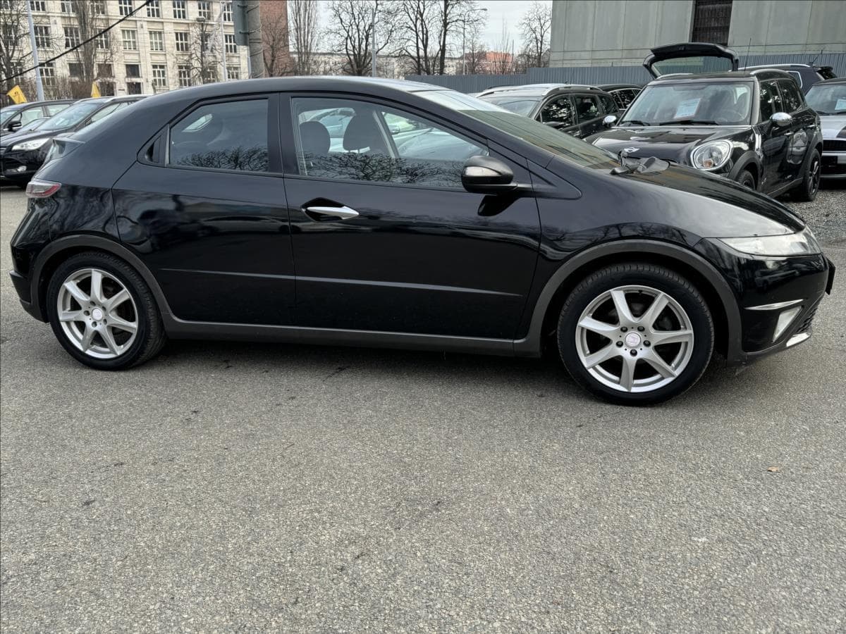 2009 Honda Civic - 25