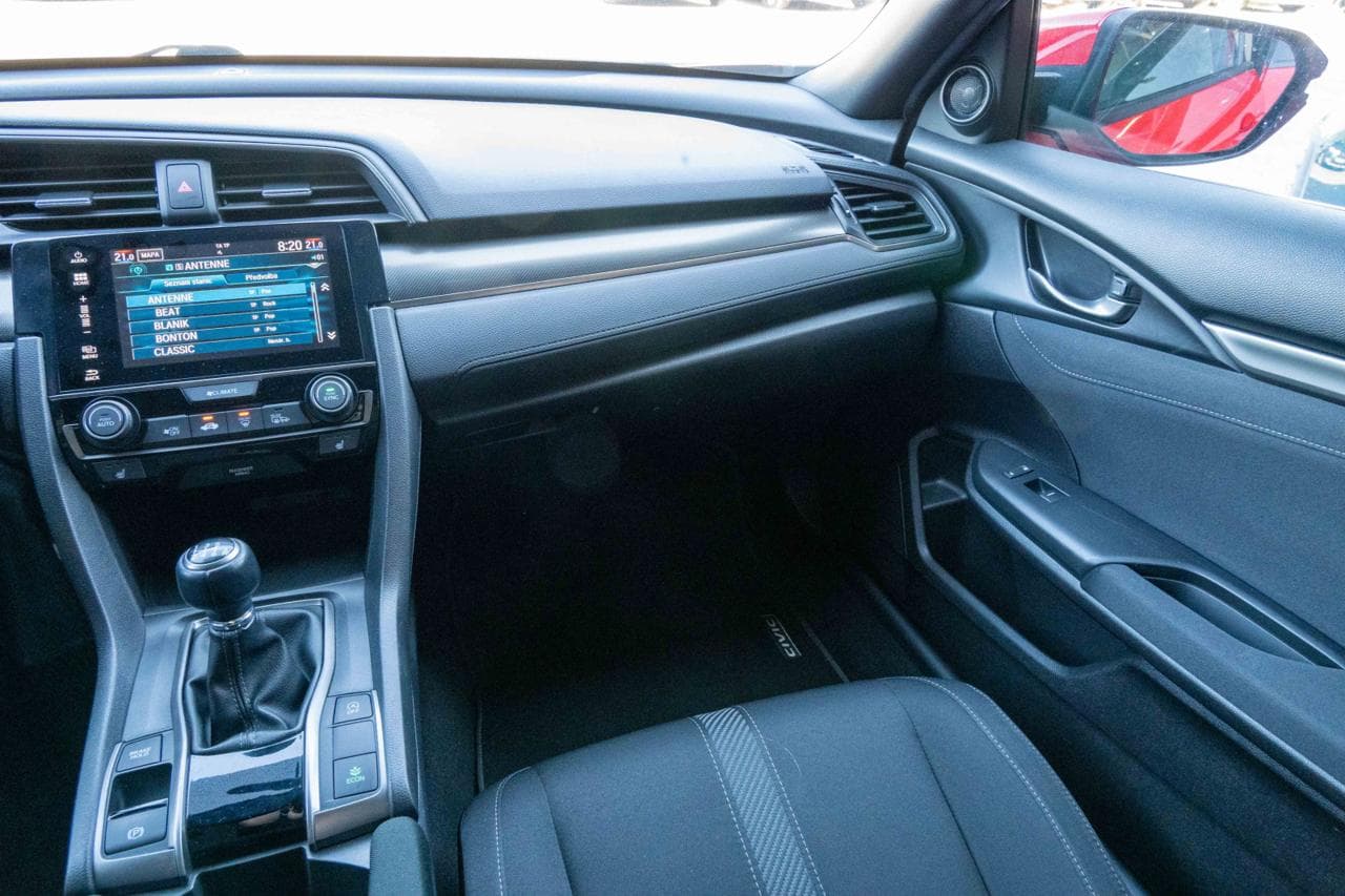 2017 Honda CIVIC - 11