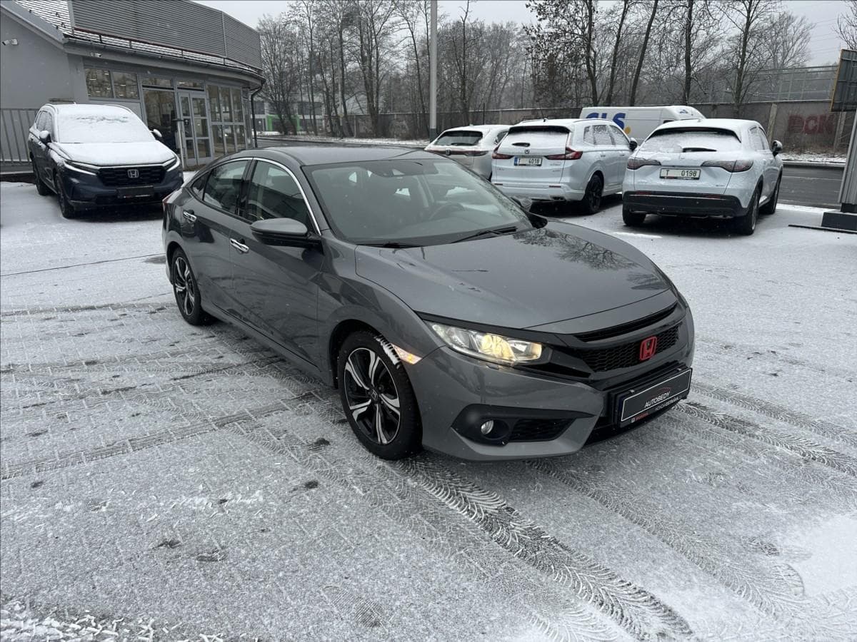 Honda Civic 1,5 VTEC Turbo Elegance sedan sedan