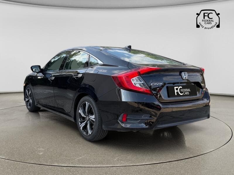 2018 Honda CIVIC - 3