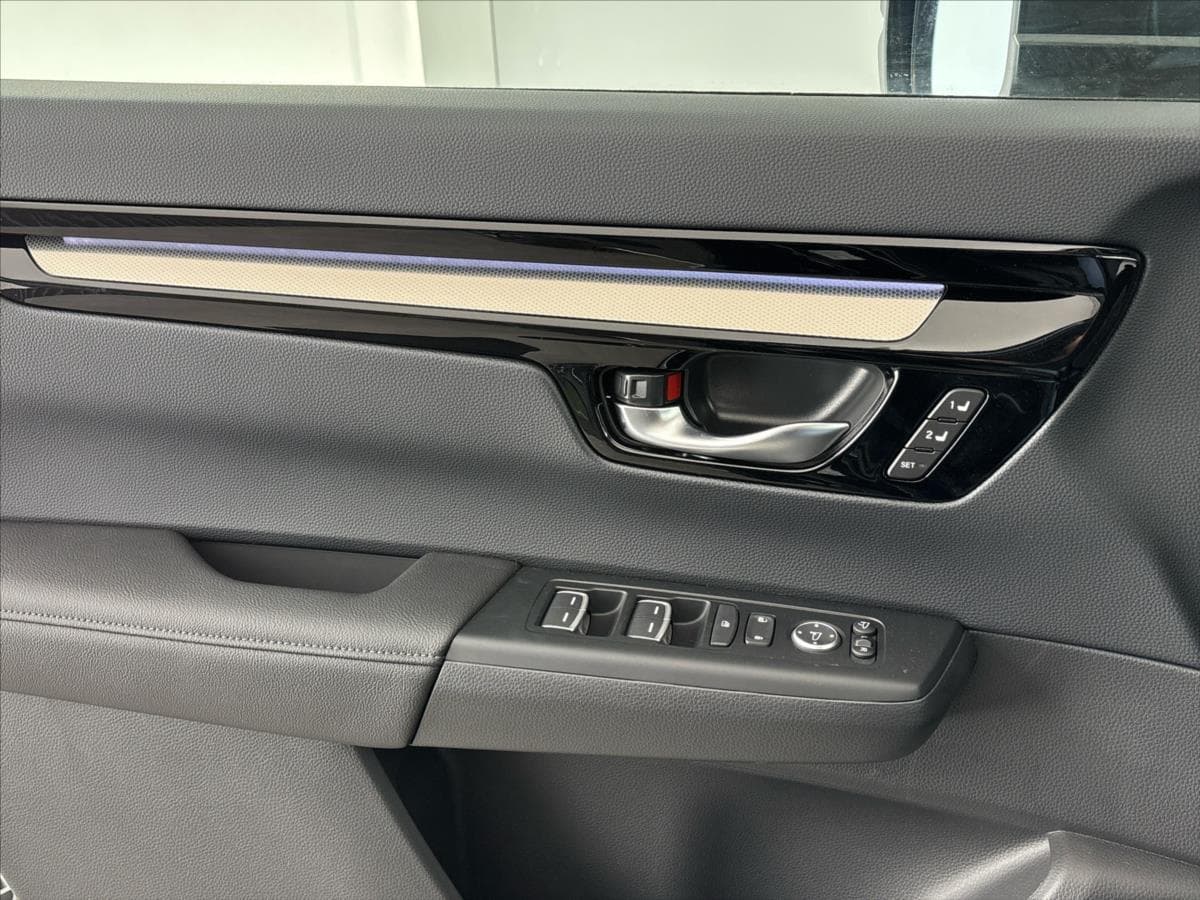 2025 Honda CR-V - 12