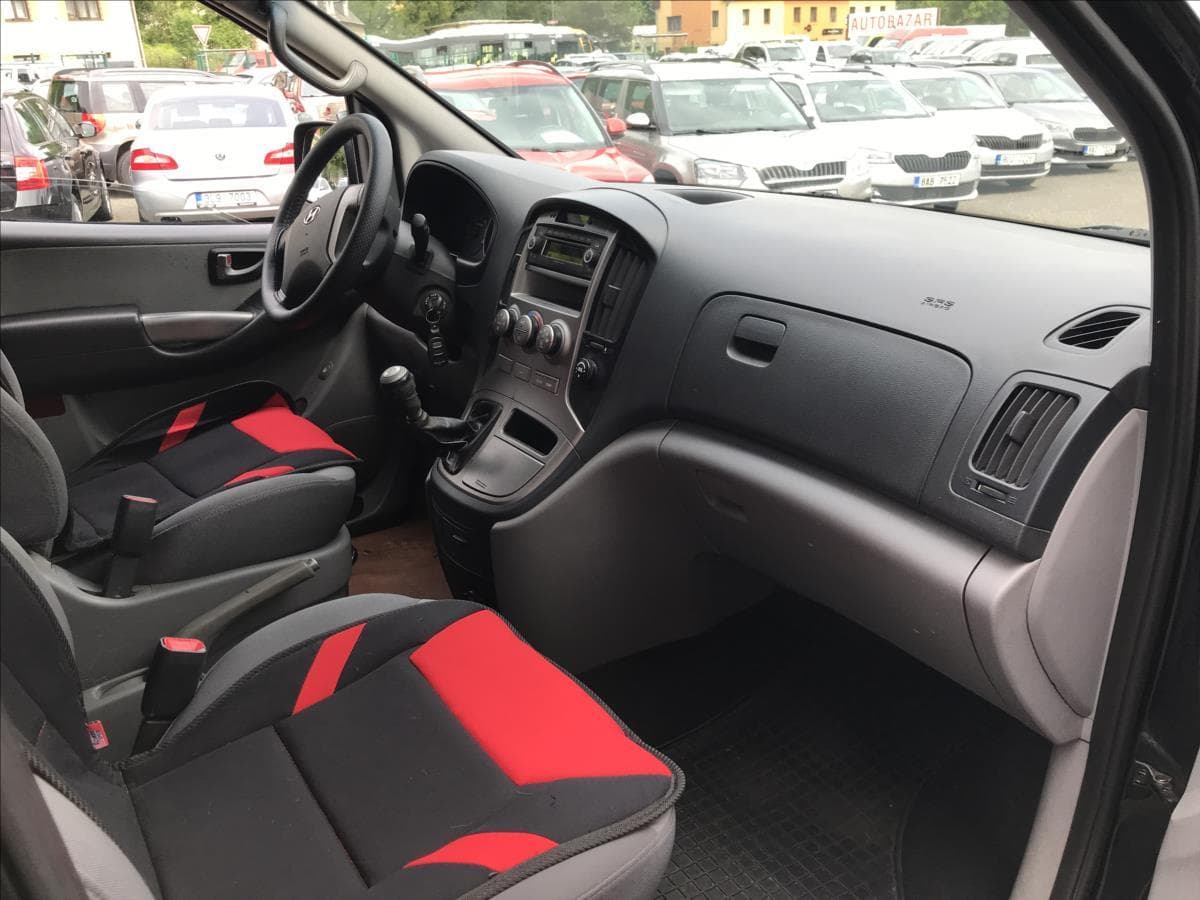 2008 Hyundai H-1 - 11