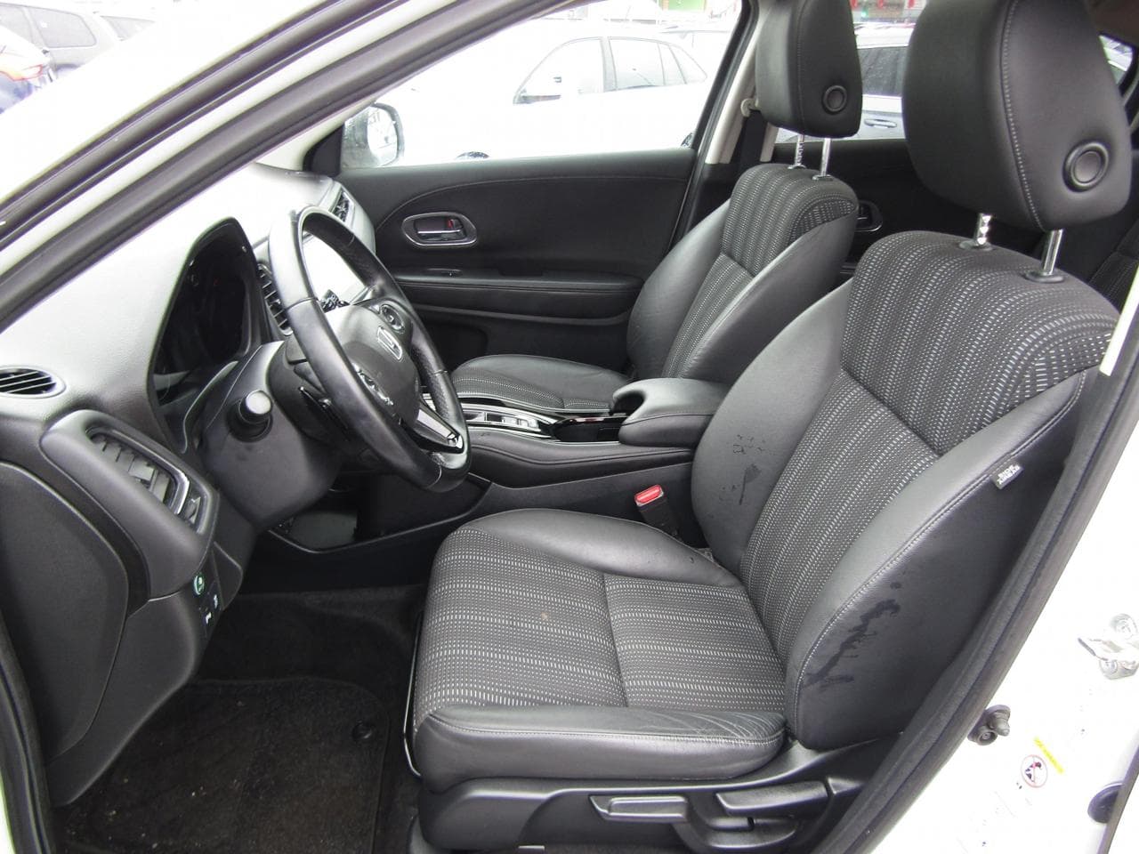 2015 Honda HR-V - 9