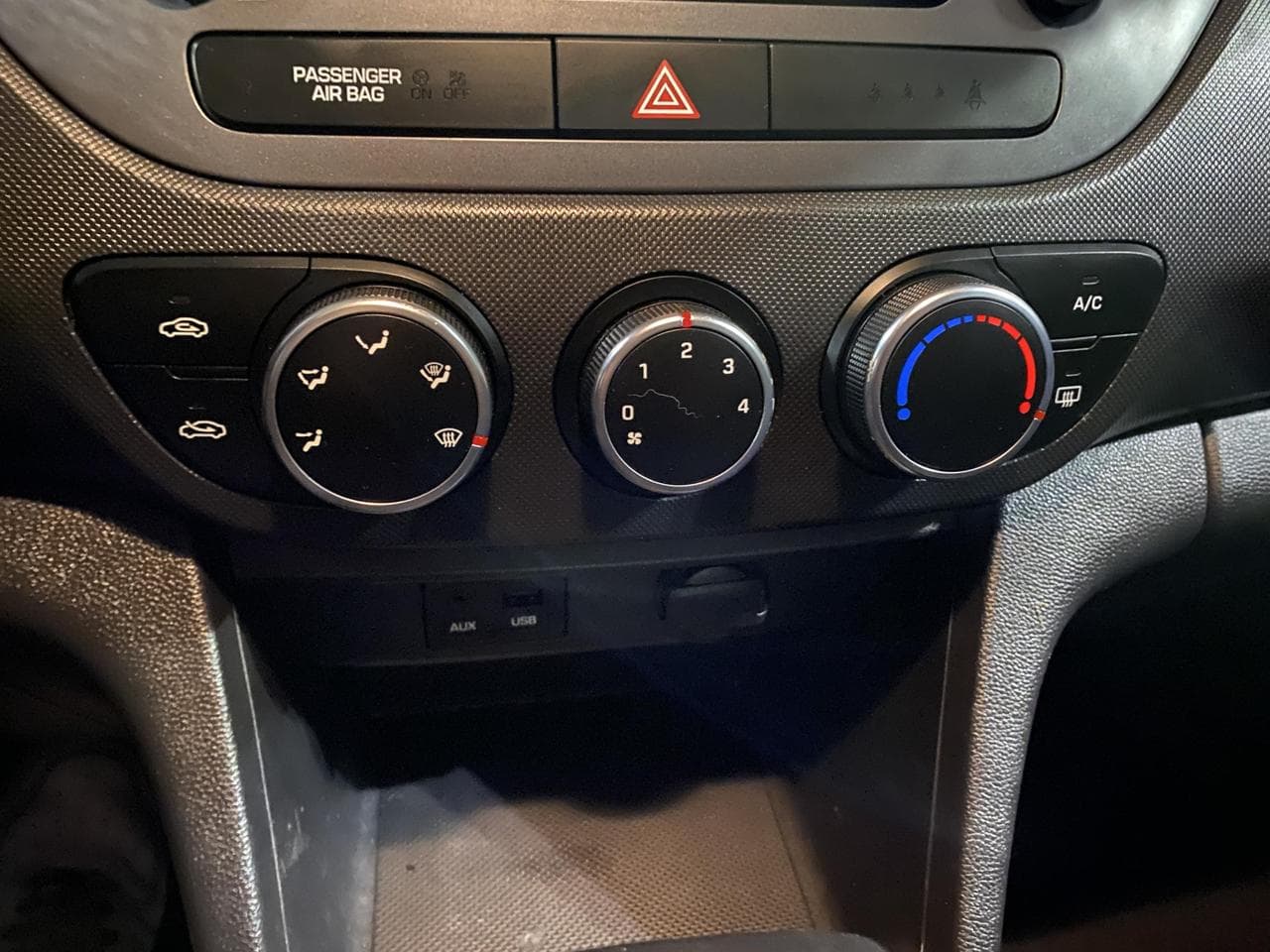 2016 Hyundai i10 - 13