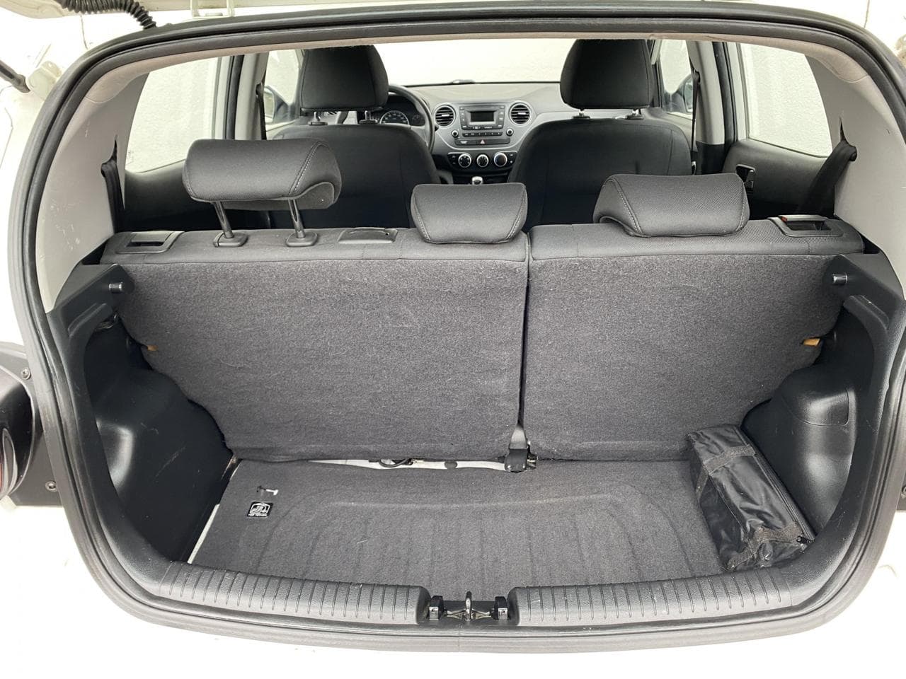 2017 Hyundai i10 - 7