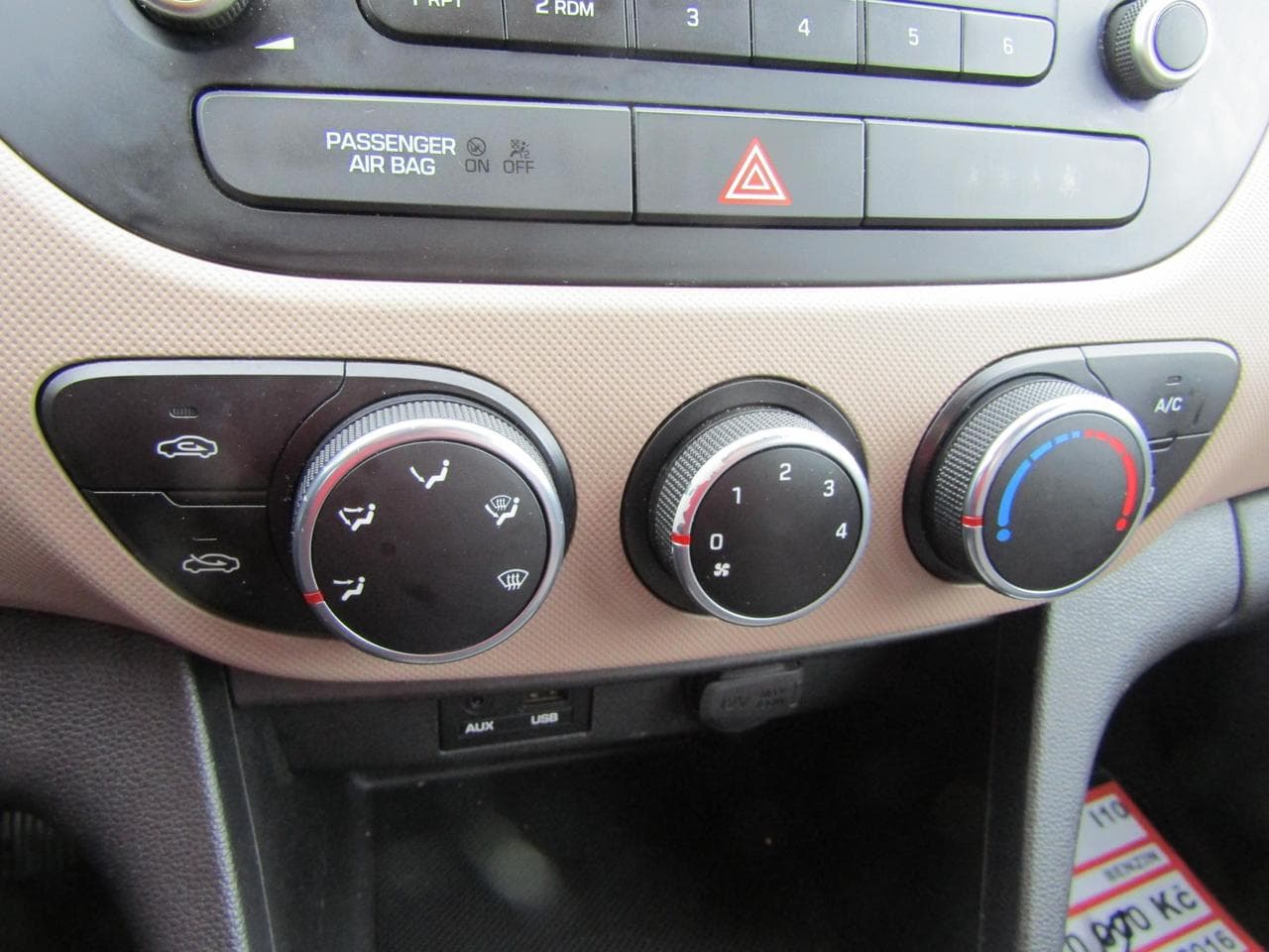 2016 Hyundai i10 - 12