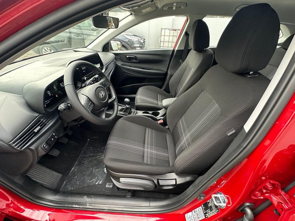 2025 Hyundai i20 - 12