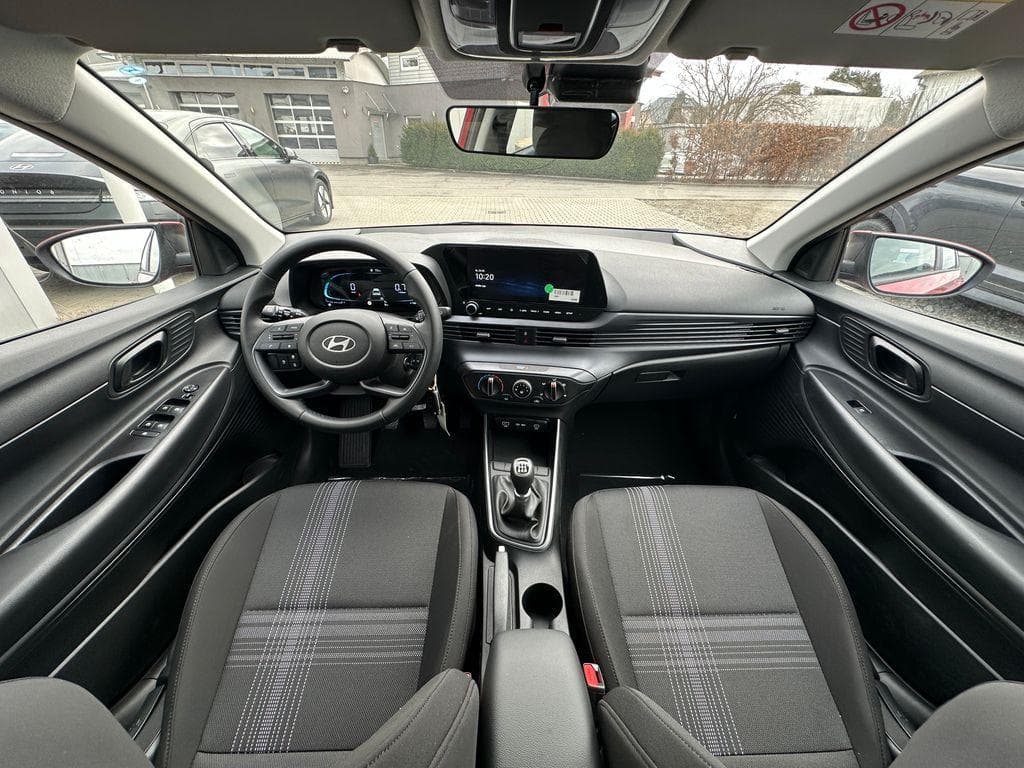 2025 Hyundai i20 - 8