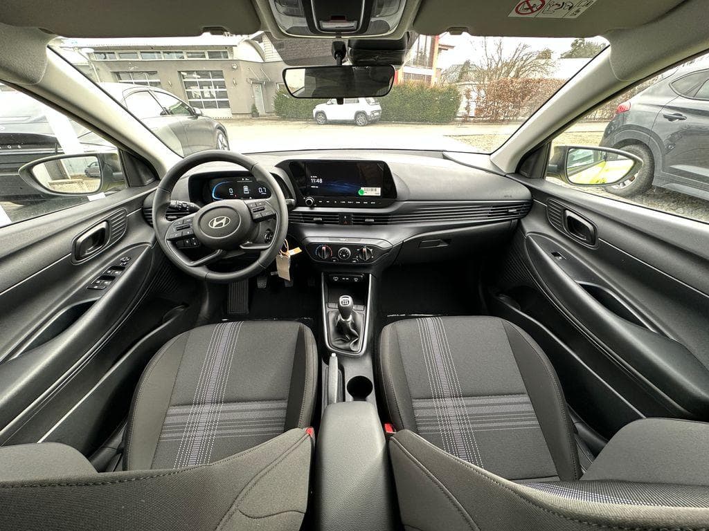2025 Hyundai i20 - 8