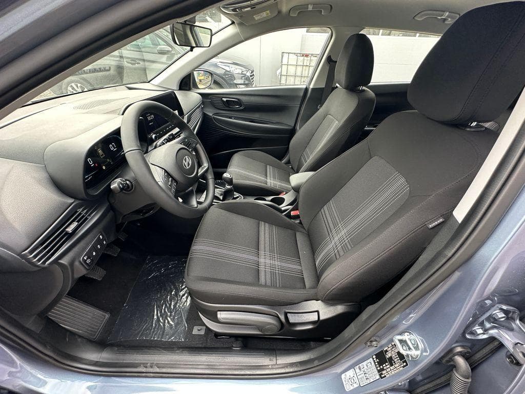 2025 Hyundai i20 - 12