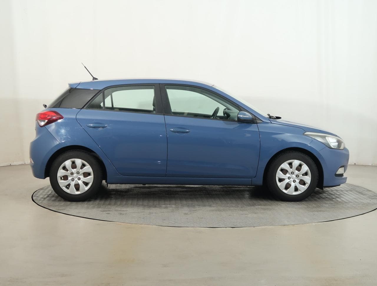 2016 Hyundai i20 - 8
