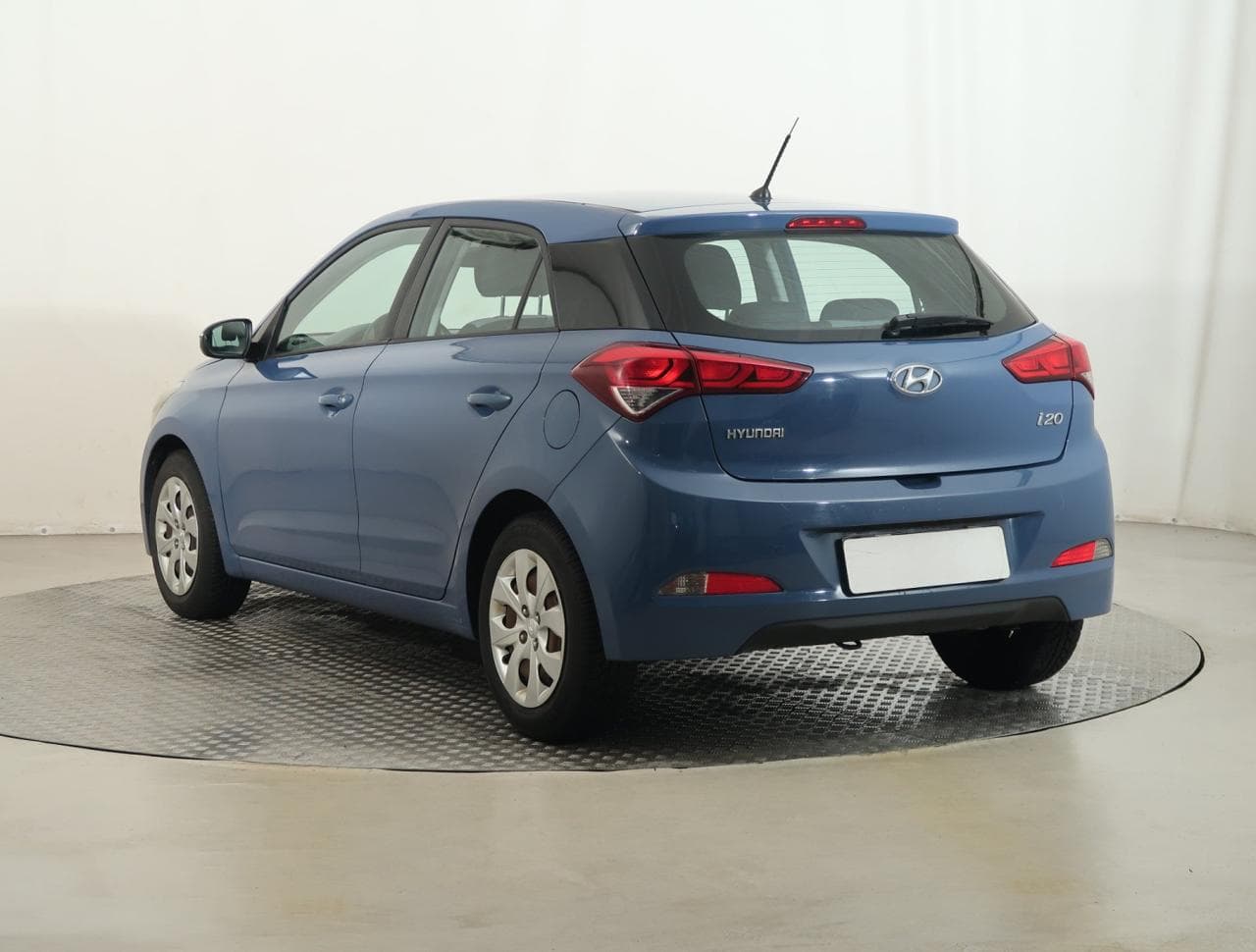 2016 Hyundai i20 - 5