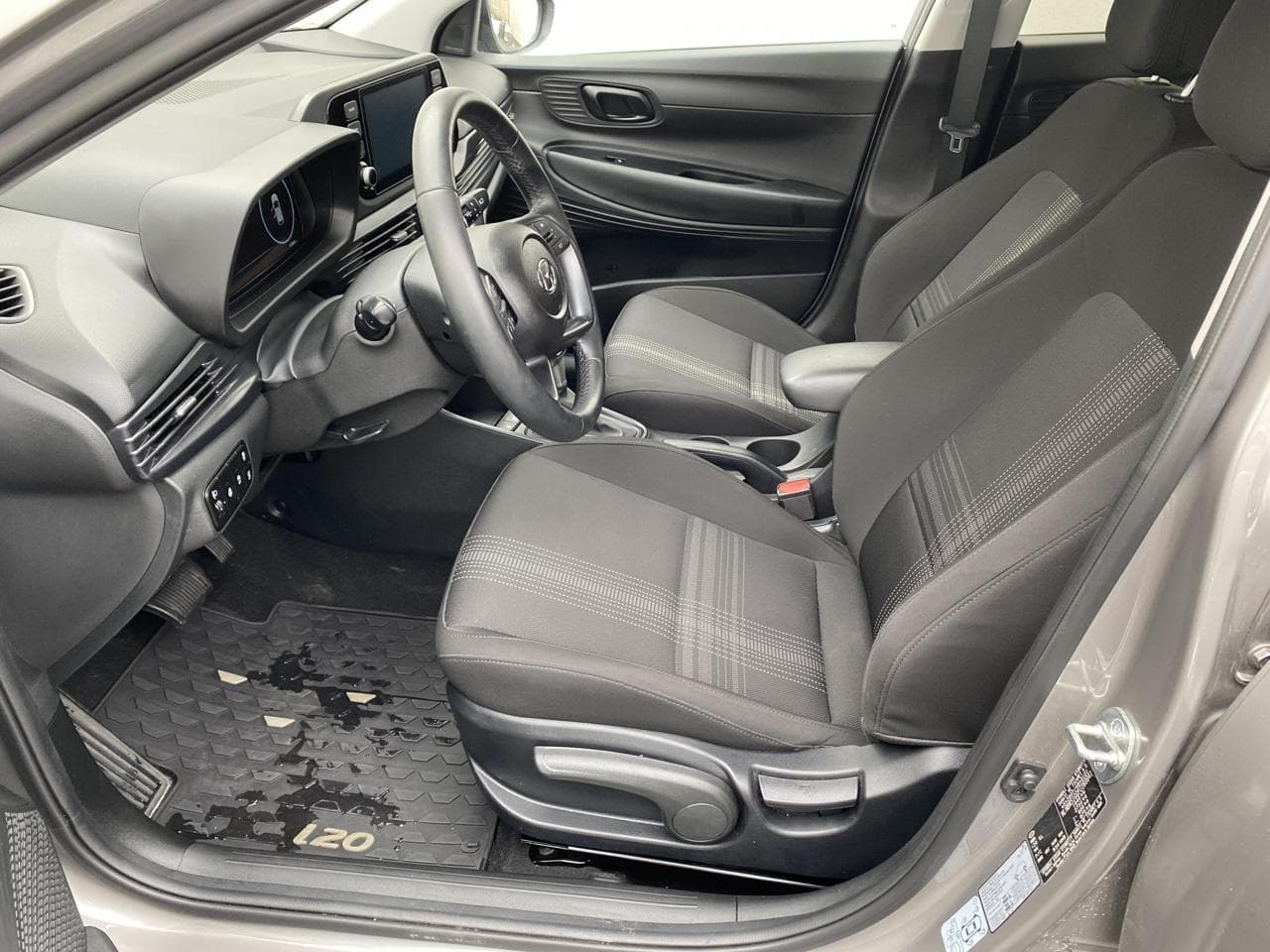 2023 Hyundai i20 - 9