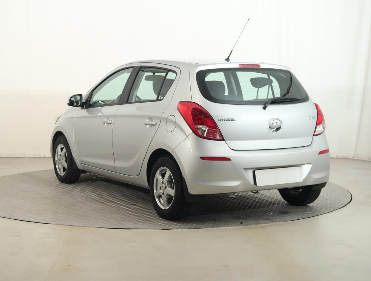 2013 Hyundai i20 - 5