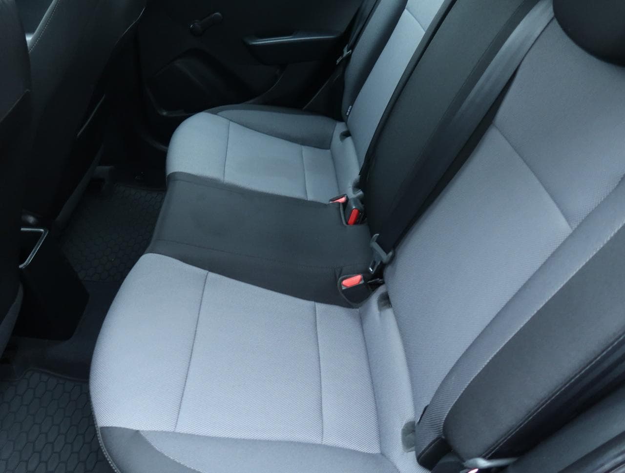 2020 Hyundai I20 - 15