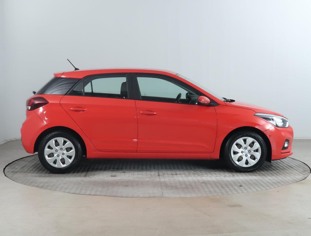 2020 Hyundai I20 - 8