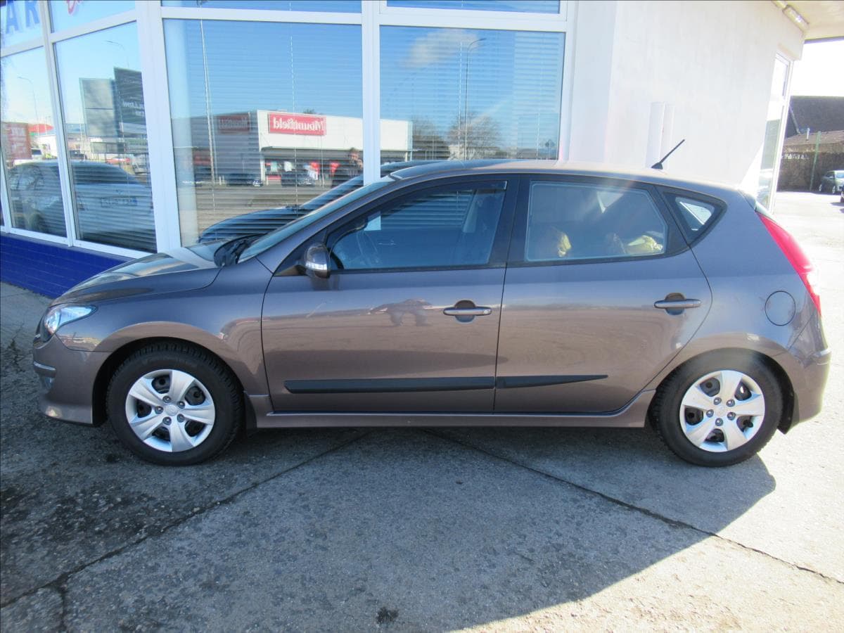 2011 Hyundai i30 - 8