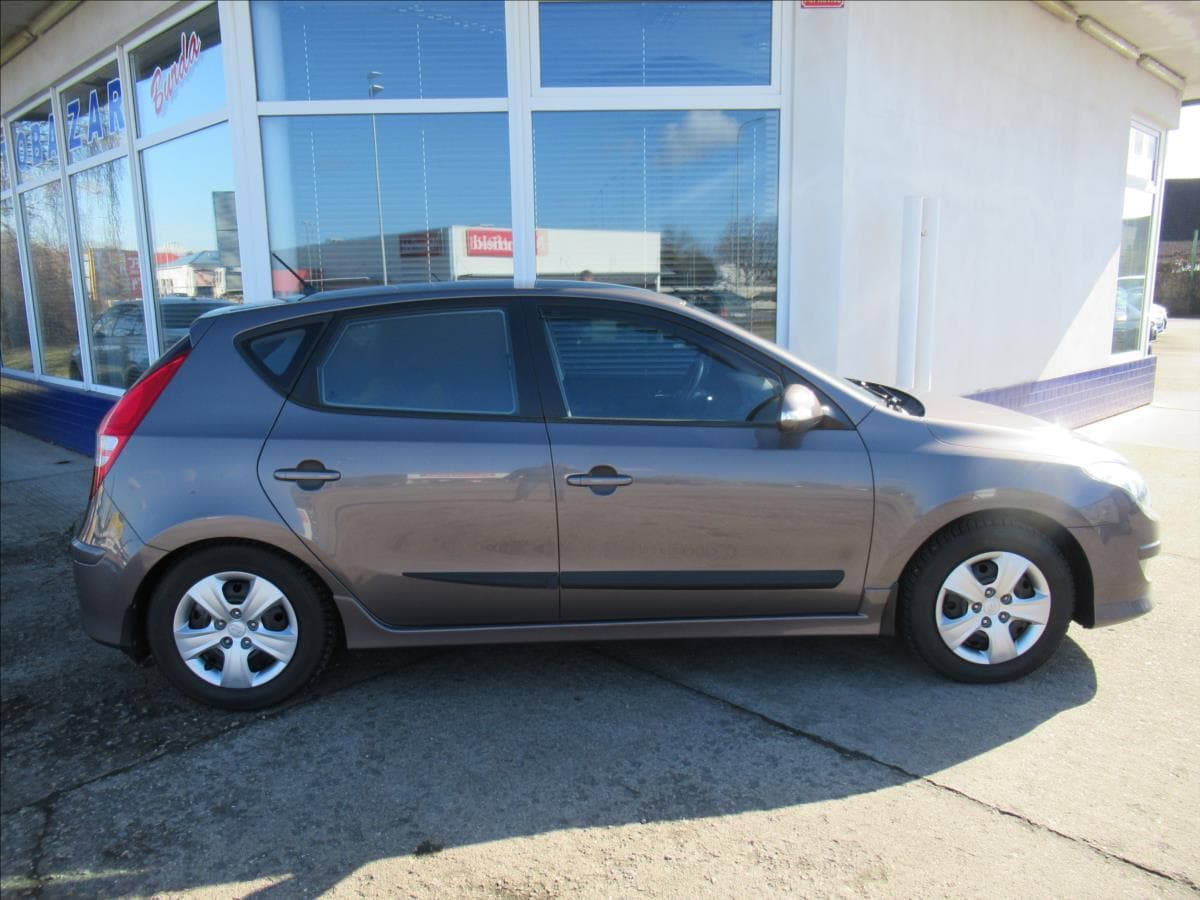 2011 Hyundai i30 - 7