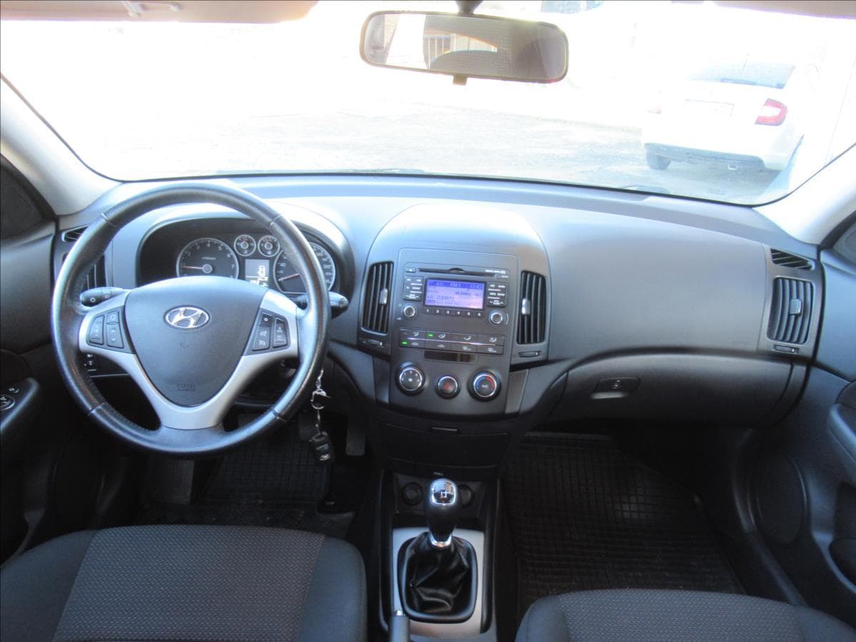 2011 Hyundai i30 - 9