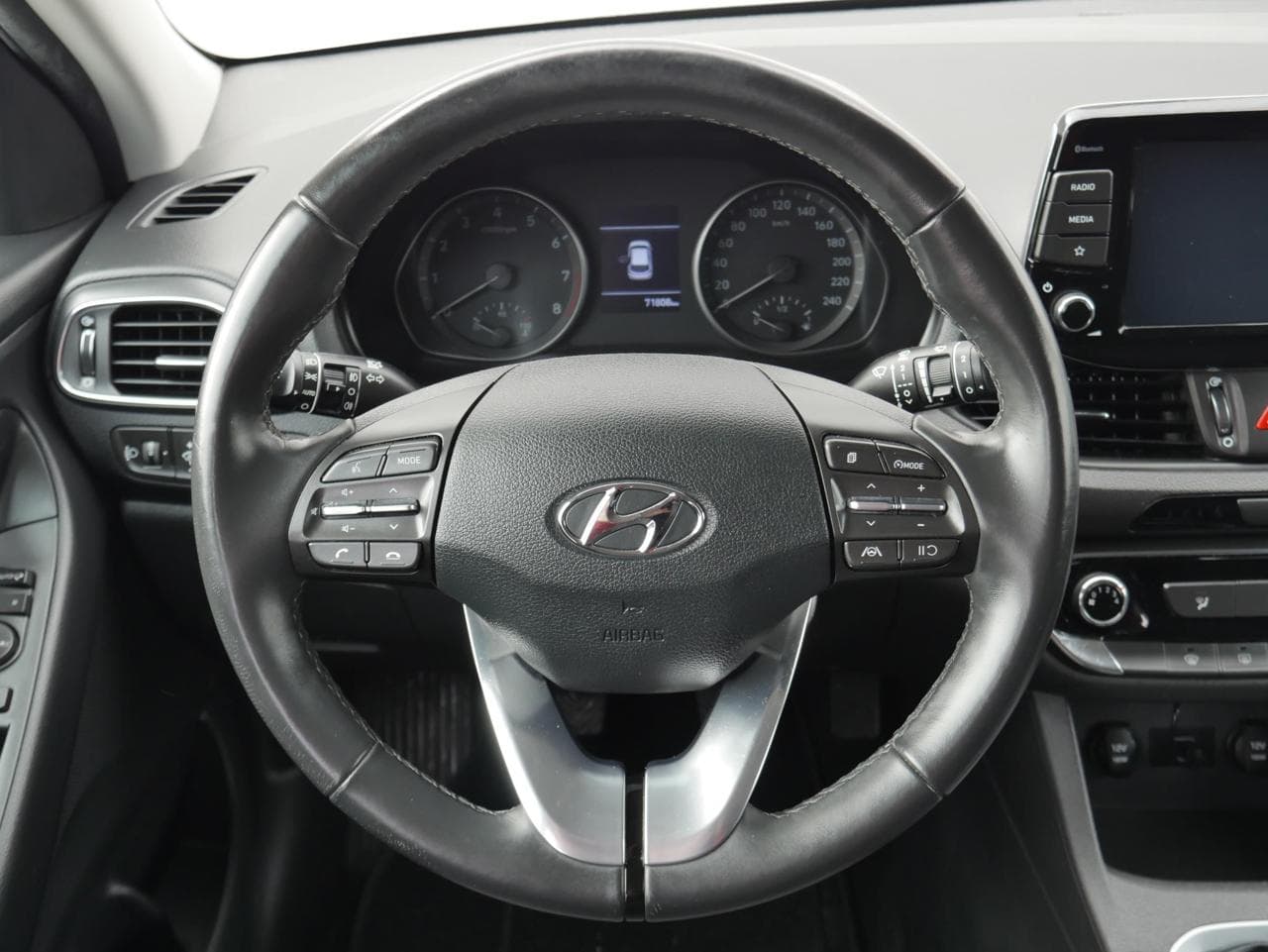 2020 Hyundai i30 - 11