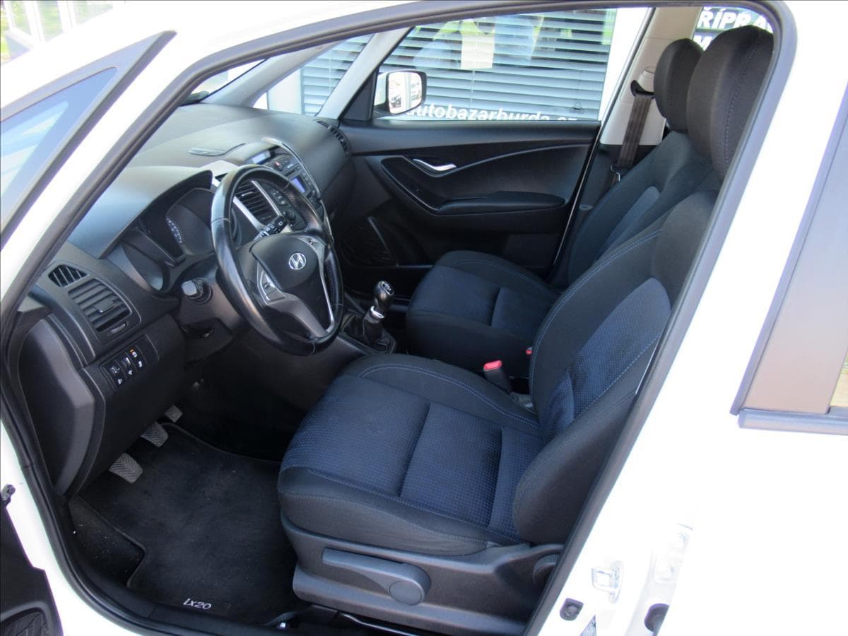 2017 Hyundai ix20 - 18