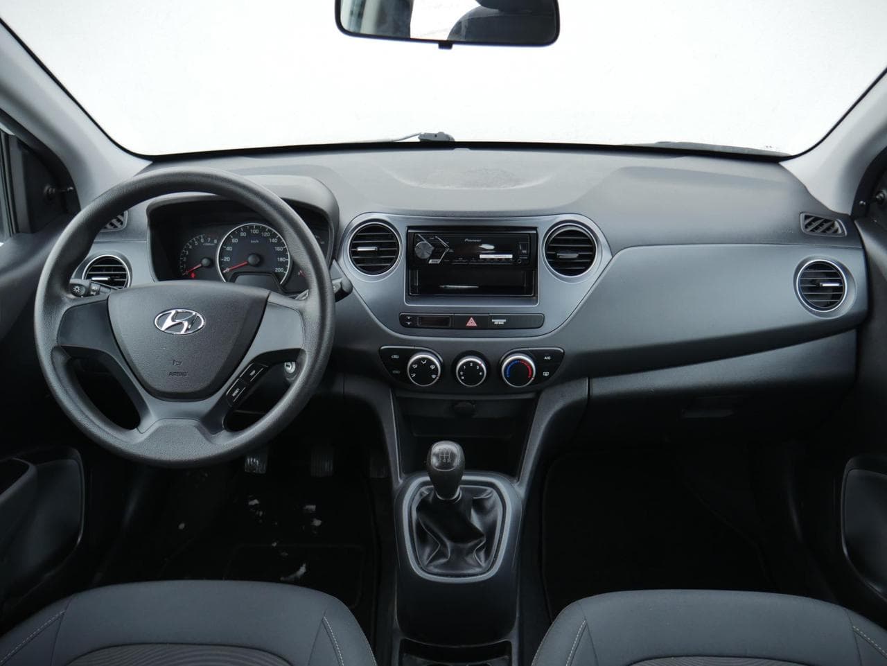2018 Hyundai i10 - 8