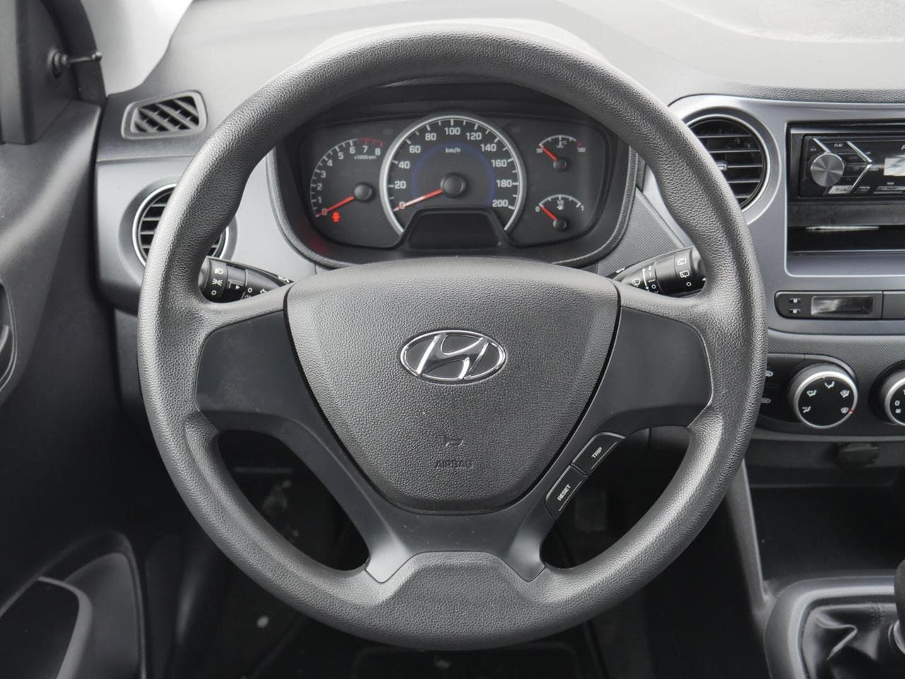 2018 Hyundai i10 - 11